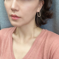 Twist Oval Huggie Earring
