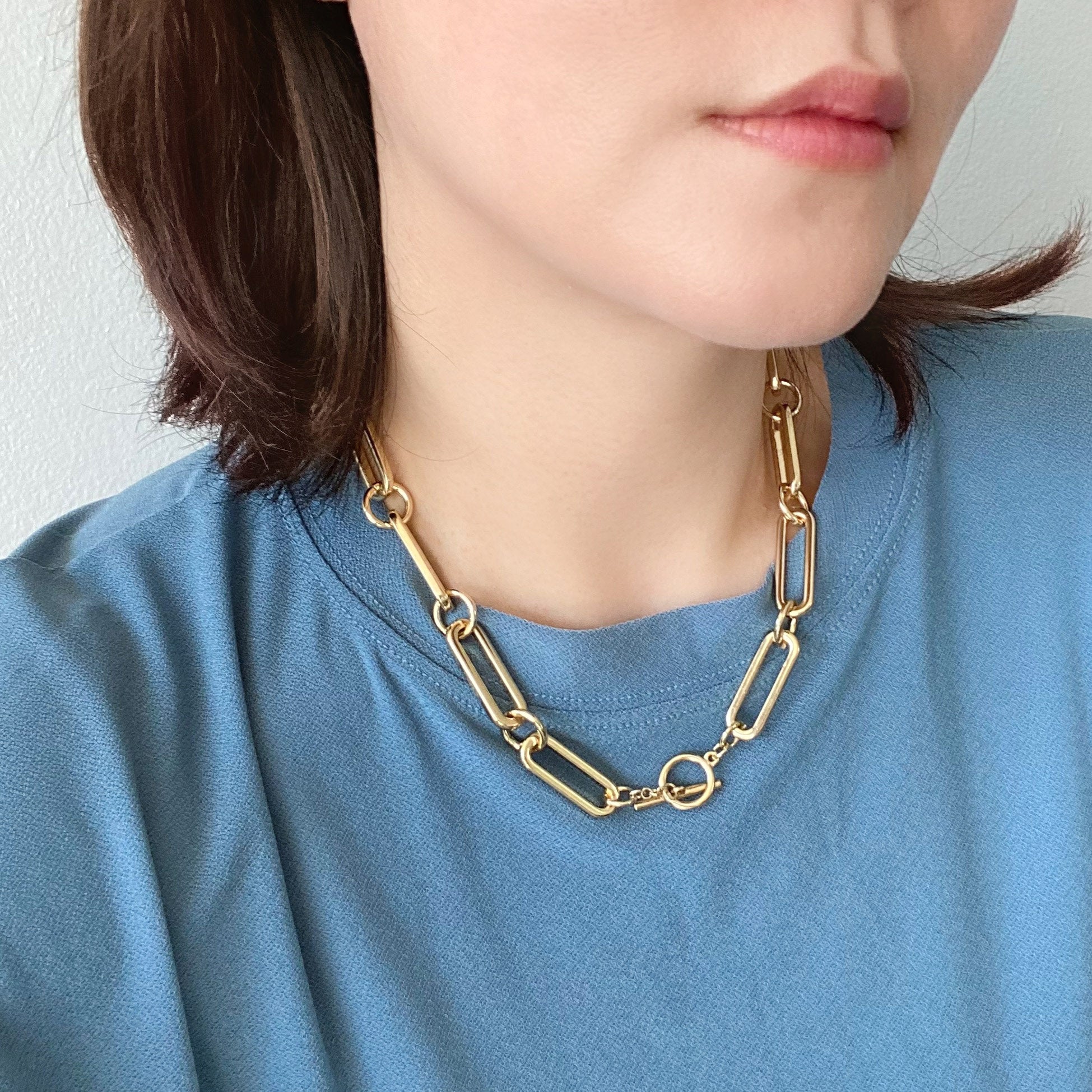 Oversized Chain Toggle Necklace
