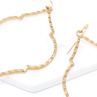 Quatrefoil Lightweight Metal Drop Earrings,