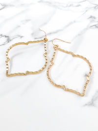 Quatrefoil Lightweight Metal Drop Earrings,