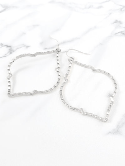 Quatrefoil Lightweight Metal Drop Earrings,