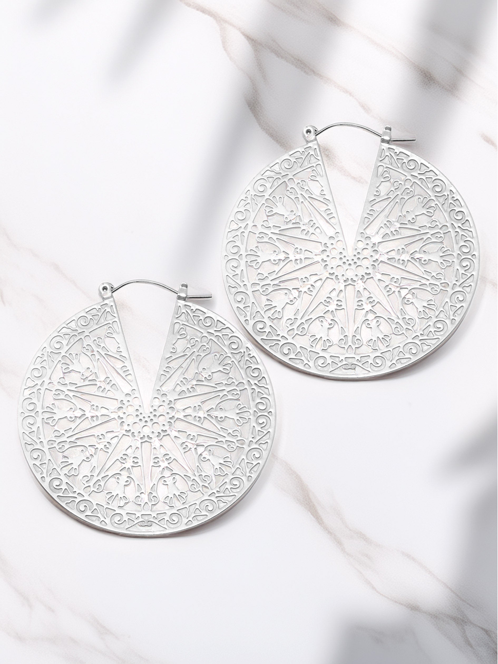 Lightweight Circle Filigree Hoop Earrings