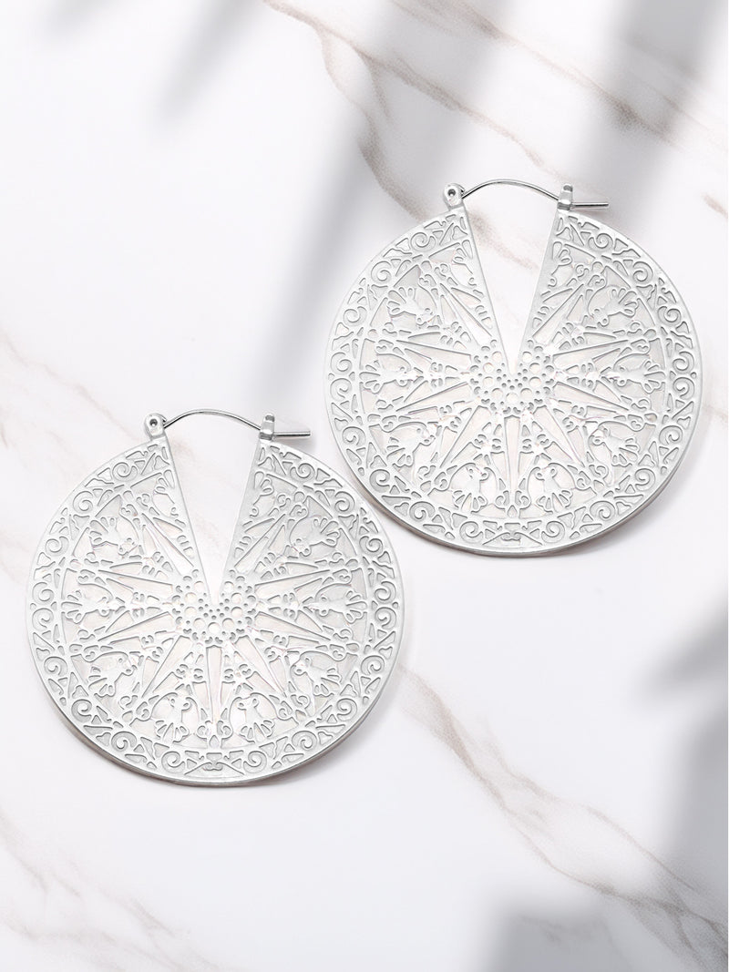 Lightweight Circle Filigree Hoop Earrings