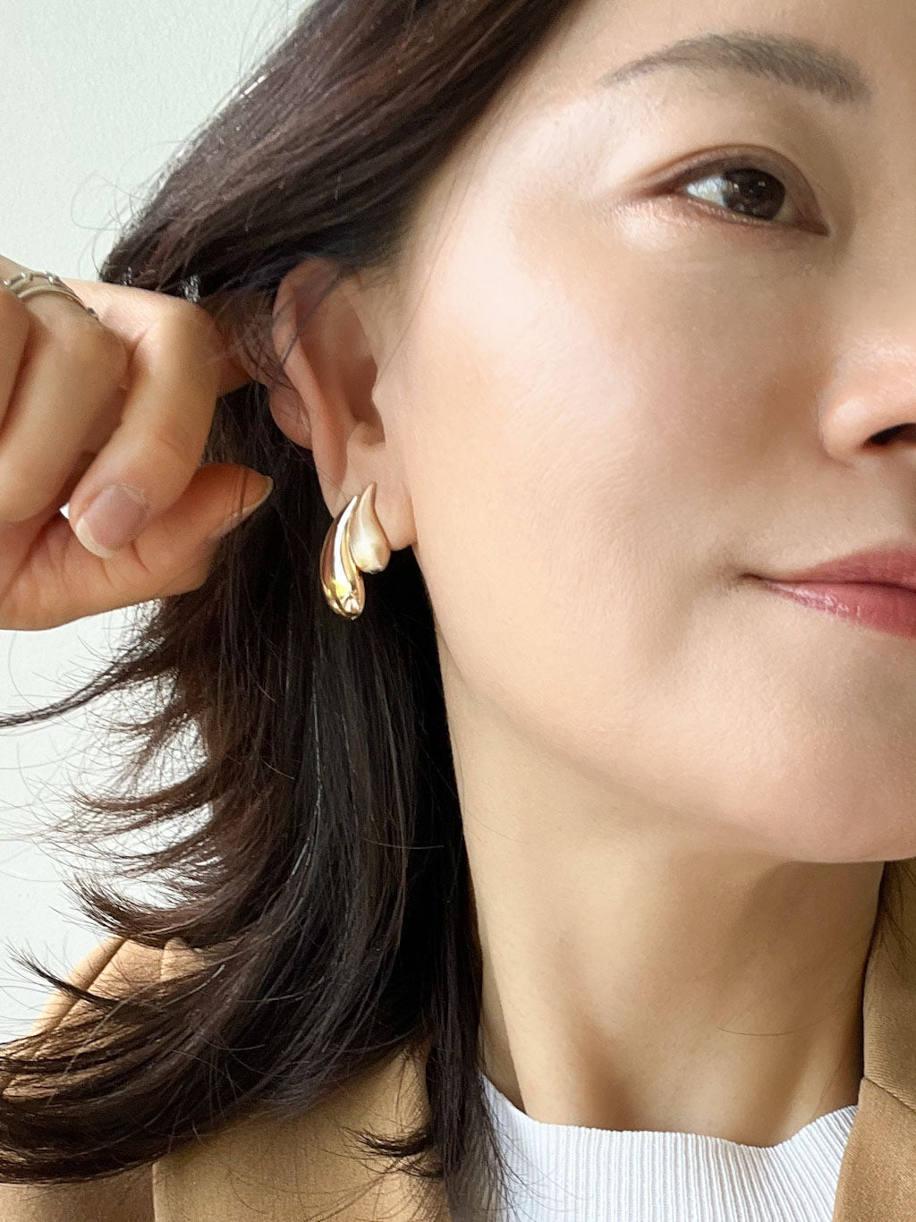 Sculpted Teardrop Dual-Finish Stud Earrings