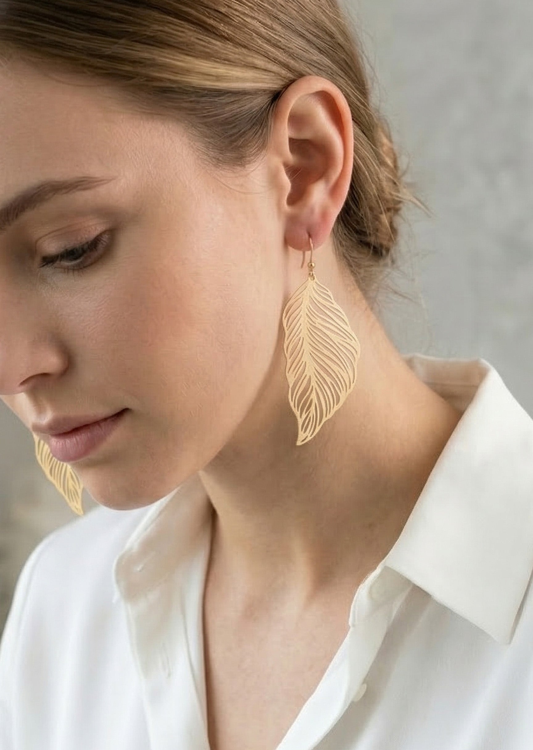 Leaf Lightweight Filigree Drop Earrings