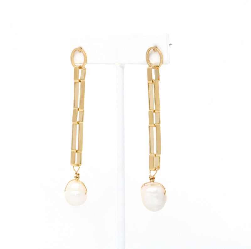Baroque Pearl Earring