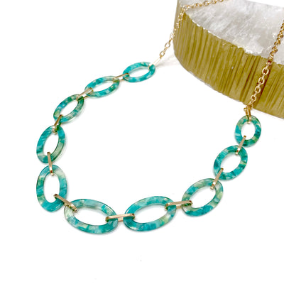 Lightweight Resin Linked Long Necklace